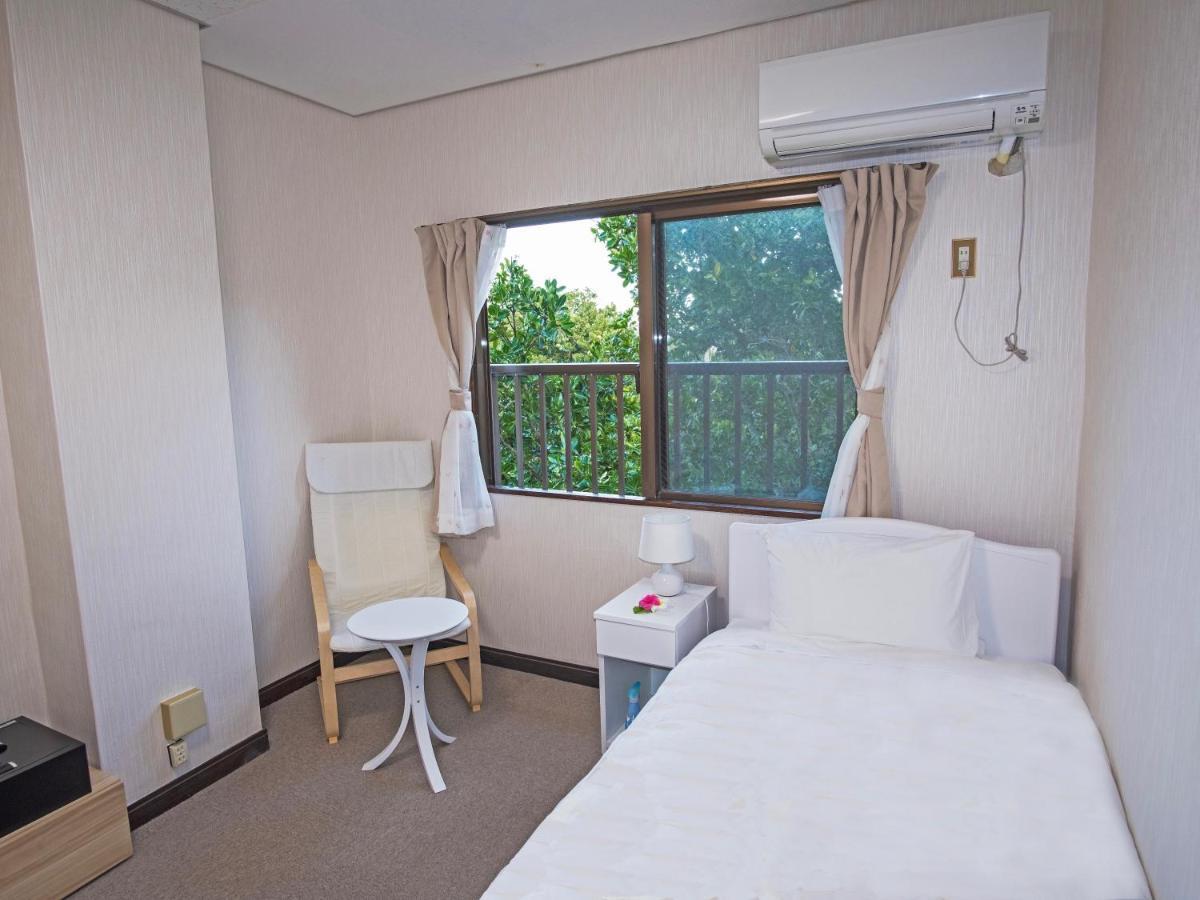 Hotel Hoshitate Iriomotejima Urauchi Buitenkant foto